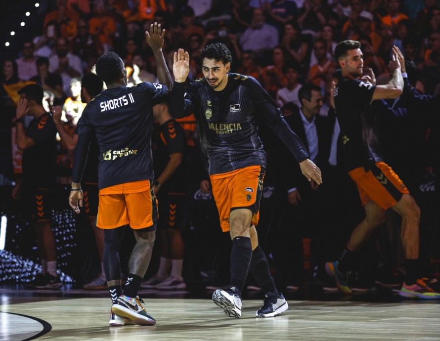 El Roig Arena pone a prueba la reacción de Valencia Basket ante Baskonia