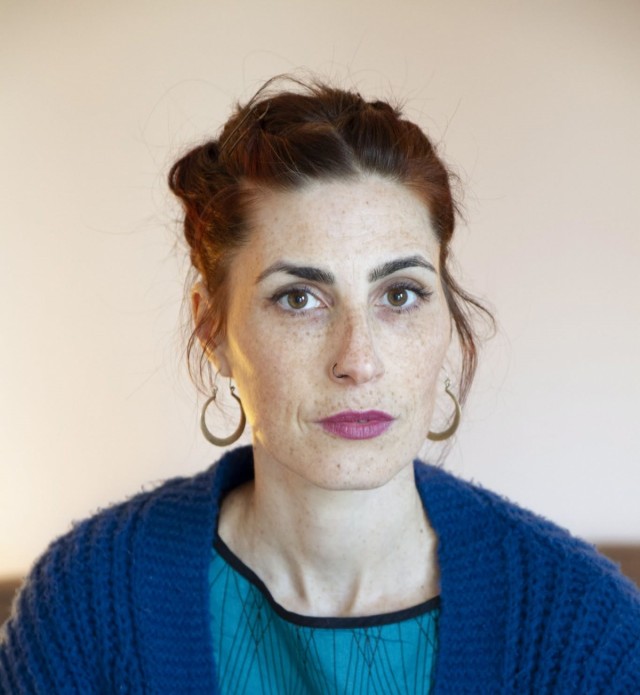 La actriz de 'Sorda', Míriam Garlo, presenta su libro 'Volar con un ala rota' este martes en Molina de Segura