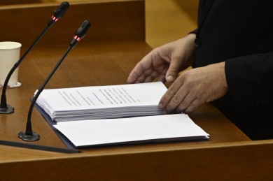 Todas las rebajas fiscales y ayudas anunciadas por Pérez Llorca en el Debate de Política General