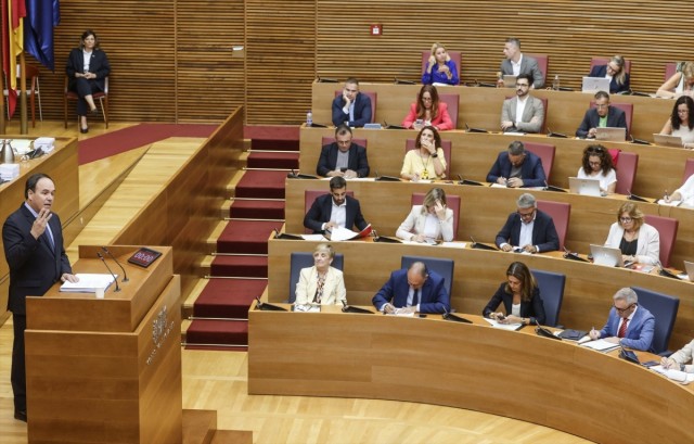 Pérez Llorca insiste en las reclamaciones al Gobierno: del fondo a nivelación a 5.100 millones por sanidad y dependencia 