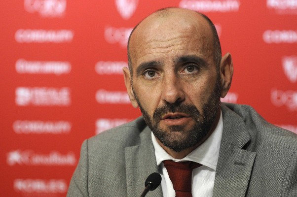 Monchi le traslada al Sevilla la intención de dejar de ser su director deportivo
