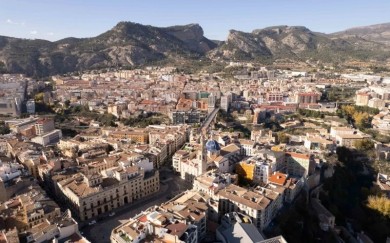 Así está la vivienda en Alcoy: Guanyar habla de 251 solicitudes que no pueden atenderse y el alquiler un 15% más caro