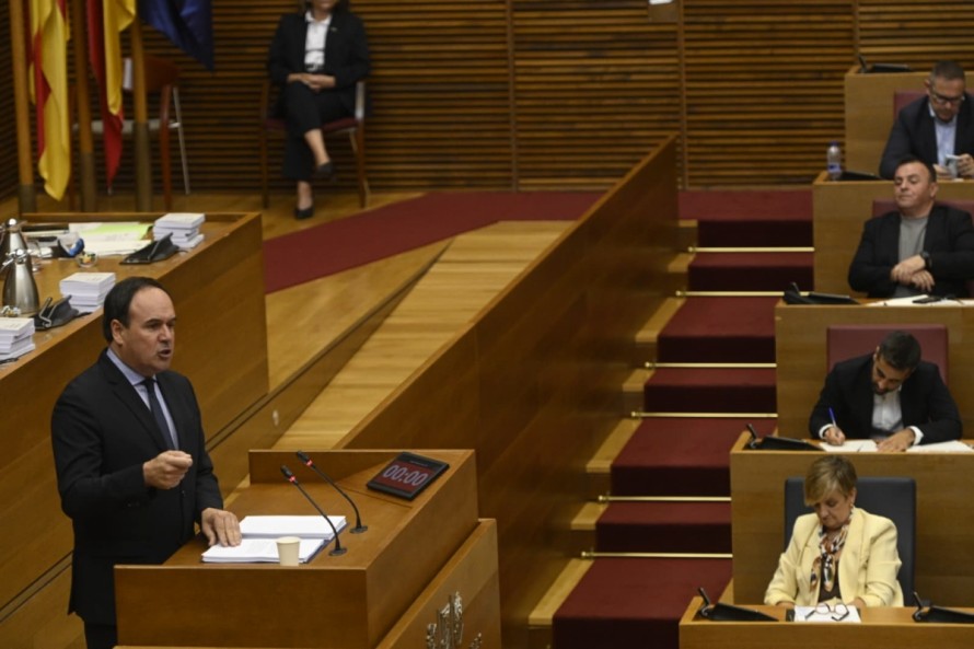 Todas las rebajas fiscales y ayudas anunciadas por Pérez Llorca en el Debate de Política General