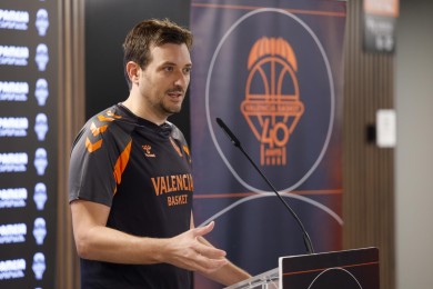 Xavi Albert: “Respetamos mucho a Baskonia pero la idea está en nuestra mejora”