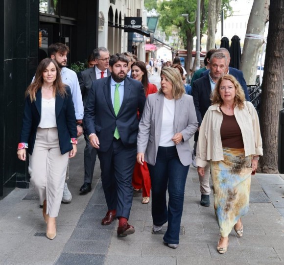 López Miras cree que la acampada de Sol 
