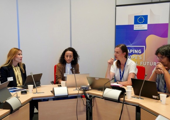 La Región lleva a Bruselas sus prioridades en IA, transformación digital y fondos europeos para el marco 2028-2034