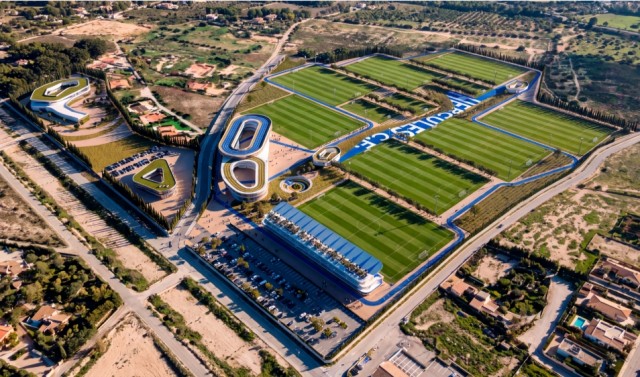 Así quiere el Hércules CF que sea su Ciudad Deportiva en la Albufereta: 35 millones de inversión, 11 campos, hotel-residencia y mini estadio