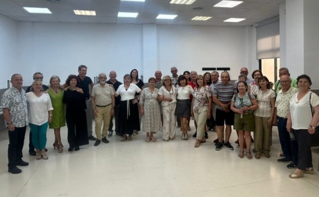 La Pobla de Farnals reúne más de 30 propuestas distintas de formación, deporte y bienestar para personas adultas