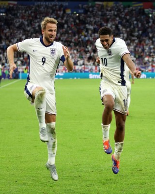 Bellingham y Kane resucitan a Inglaterra