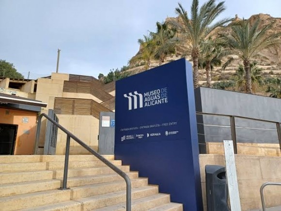 Reflexión medioambiental y literatura solidaria: dos citas imperdibles en el Museo de Aguas de Alicante 