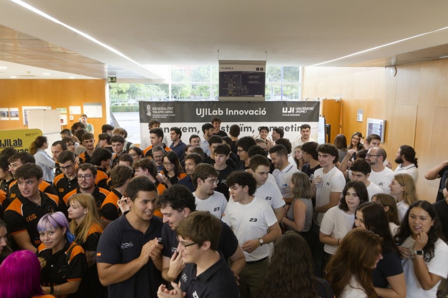 Del aula al circuito o a Nueva York: los equipos de la UJI valoran un año de pruebas y premios