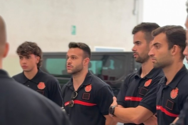 Castelló incorpora a nueve nuevos bomberos ya integrados en el turno para reforzar el servicio municipal