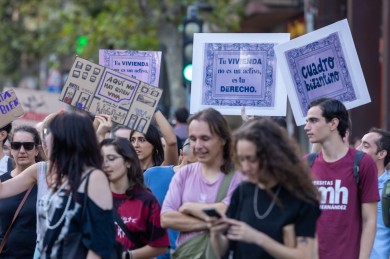 El Sindicat de Vivenda de Carolines acampará en la plaza de la Montañeta de Alicante tras la manifestación del sábado