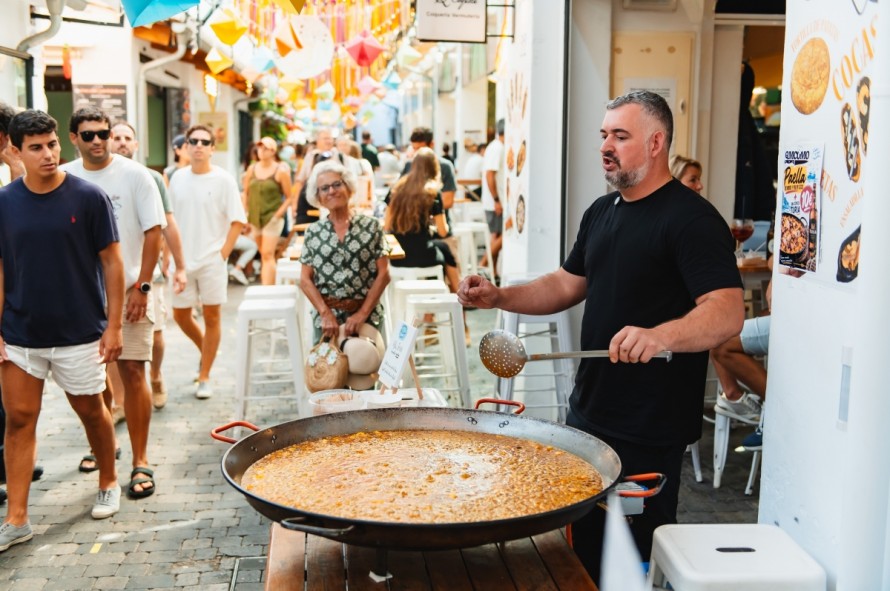 Els Magazinos celebra del 9 al 12 de octubre el Porró Fest, el “Oktoberfest” de La Marina