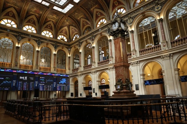 El Ibex 35 amanece el primer día de octubre por debajo de los 19.300 puntos