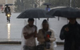 Aemet activa alerta roja por lluvias a partir de las 18h en el litoral de Valencia y Castellón