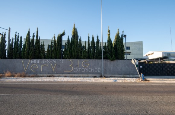 El juzgado bloquea el cierre de la sala VB Spaces en Alicante: el litigio sobre su licencia sigue
