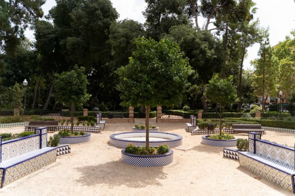 Paso final para las reparaciones en el parque Ribalta: Castelló perfila la mejora de los bancos o el Templete