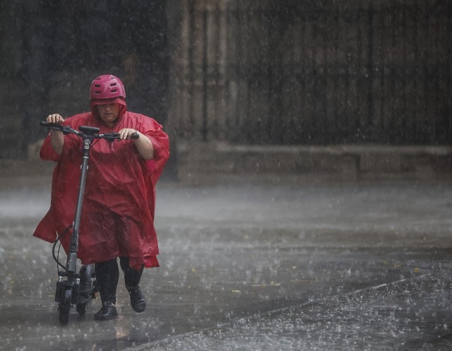 Las primeras lluvias dejan acumulados de hasta 112 l/m2 en Xodos y 40 en Argelita en solo 20 minutos