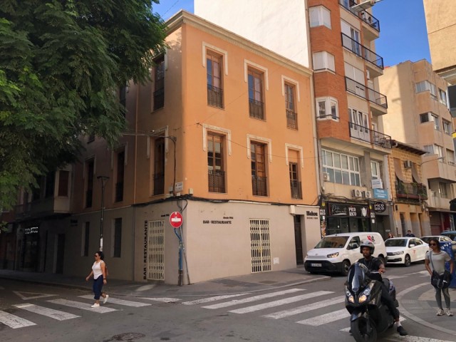De bar a hospedaje en Alicante: Inmolevel promoverá un hotel de 27 habitaciones en el antiguo 'Guillermo'