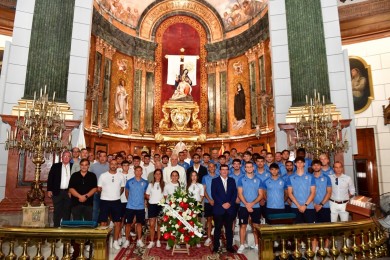 Arribas pide a la Virgen de la Caridad ayuda 