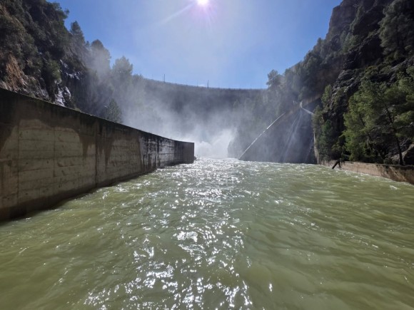 La cuenca del Segura cierra el 'curso' 2025-26 con las reservas de agua al 50%, el triple que hace un año