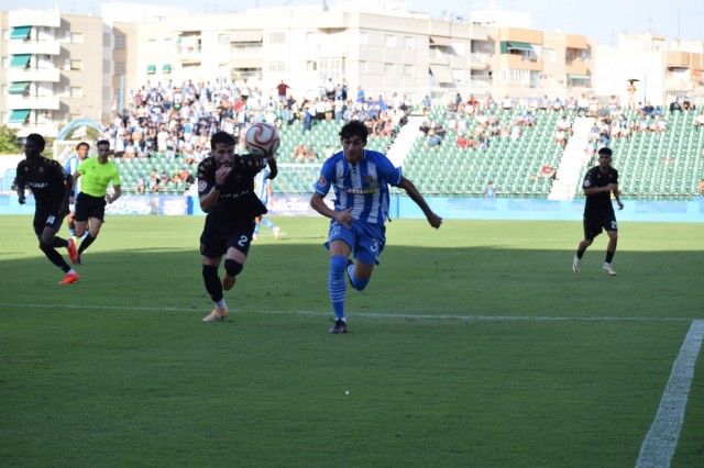 El Águilas busca 