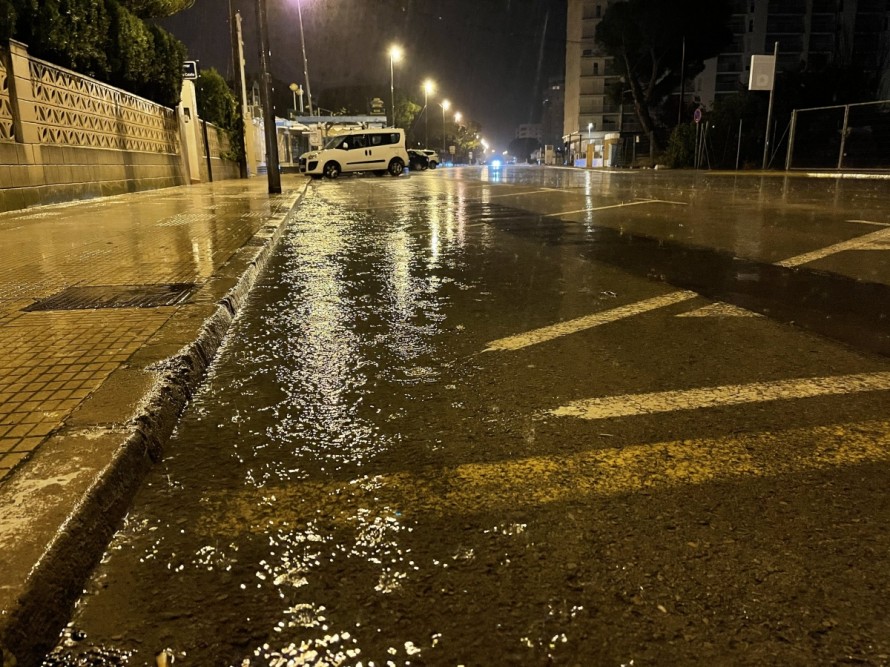El temporal deja chubascos torrenciales en zonas próximas a la costa y descarga hasta 146 l/m2 en Alcalà de Xivert