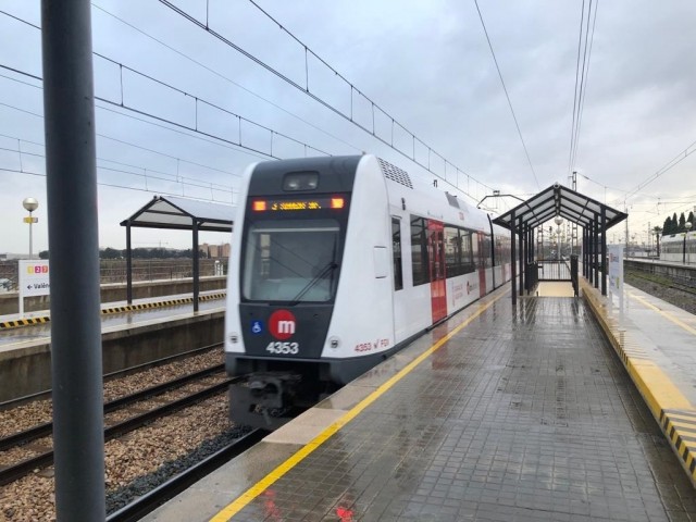Metrovalencia recupera los horarios habituales de metro y tranvía y ofrecerá este viernes servicio nocturno