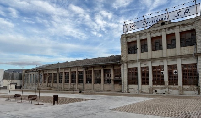 Cocentaina rehabilitará el antiguo edificio industrial Textiflok y le dará uso formativo, con horizonte 2030