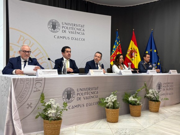 J. Capilla, rector UPV: 