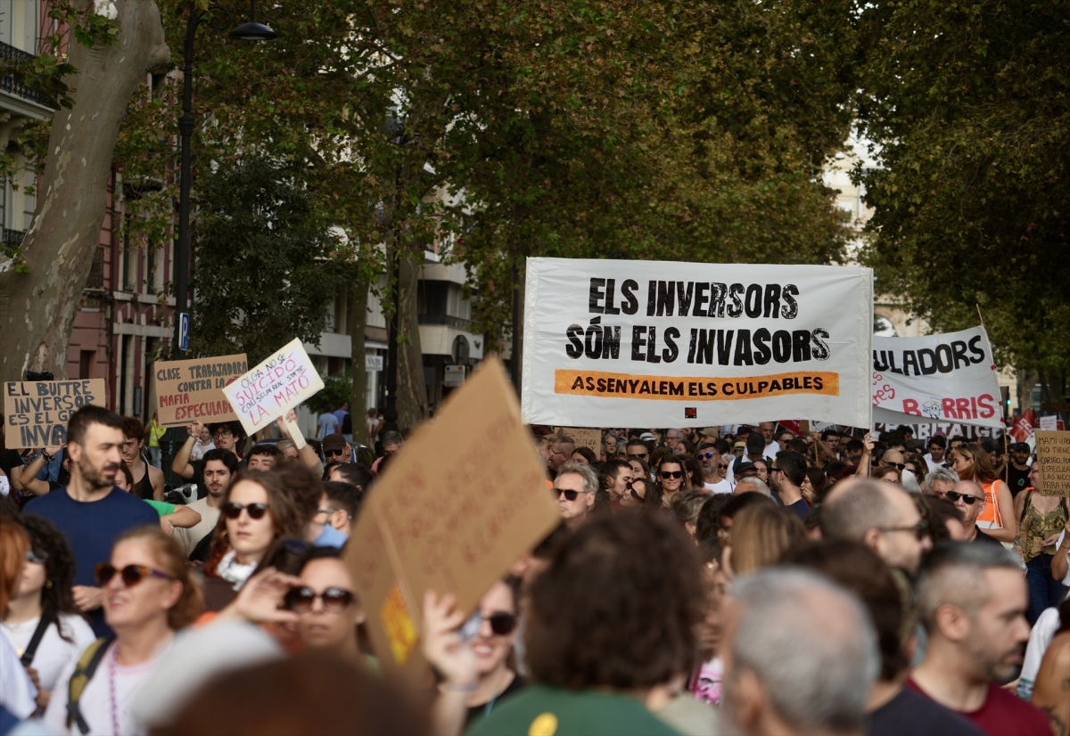Manifestación por la vivienda en València.