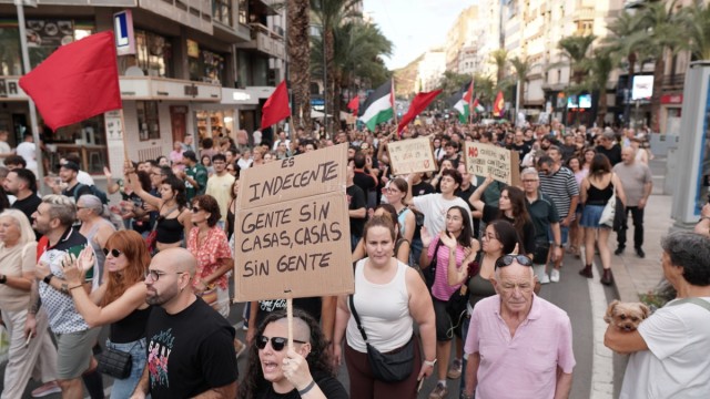El Gobierno rescata sus decretos de vivienda con incentivos para sacar pisos vacíos al mercado