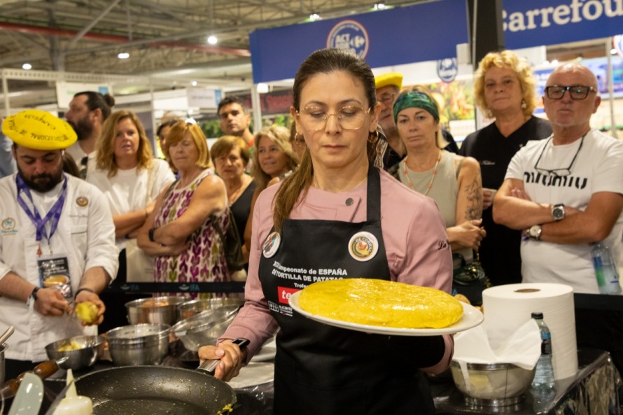 La tortilla de Celia Correia, de La Teulada en Elche, elegida como la mejor de España
