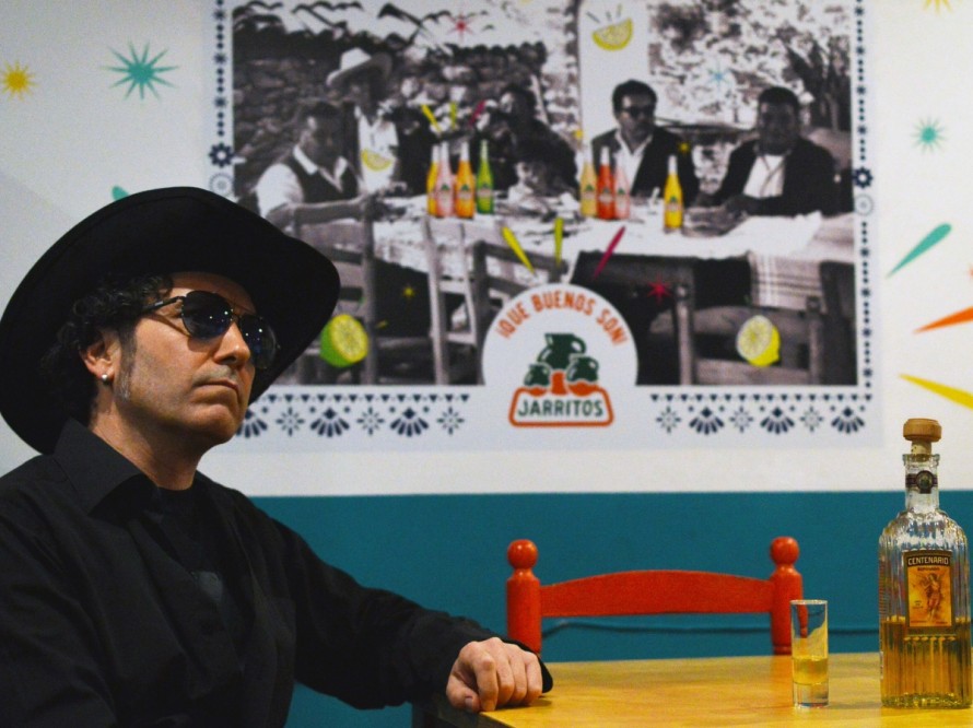 El castellonense Verchili recupera la canción 'Humedades' mediante un videoclip en su 20 aniversario