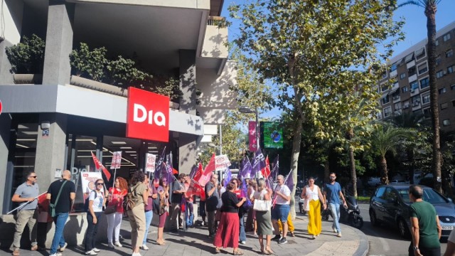 CCOO moviliza a las plantillas de las plataformas logísticas de Dia en Alicante por el acuerdo de incentivos