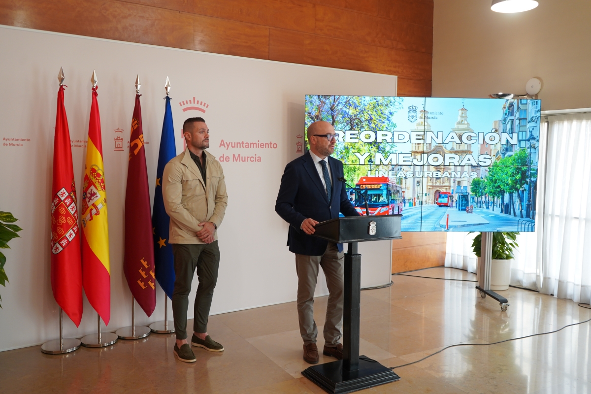 Presentación de la reorganización de buses urbanos