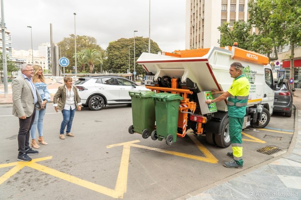 Un centenar de establecimientos hosteleros de Cartagena participan en el servicio de recogida de residuos 'puerta a puerta'