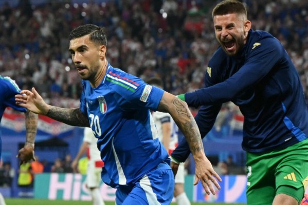 El honor de Italia, la cuenta pendiente de Suiza
