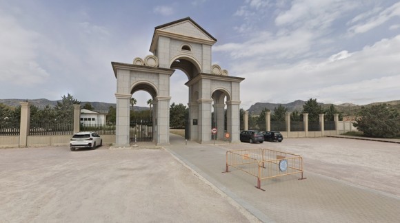 Elda licita la primera fase de ampliación del cementerio con 96 nuevos nichos por 233.000 euros