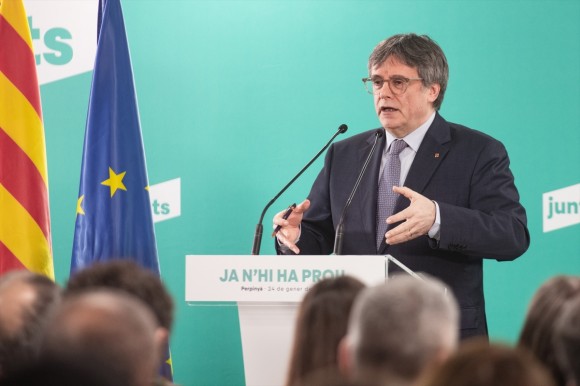 El Constitucional avala amnistiar la malversación de dirigentes del 'procés' y allana el regreso de Puigdemont