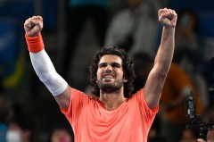 Omedetô, Alcaraz: vuelve a su sitio y es campeón en Tokio levantando un trofeo tras siete meses y medio