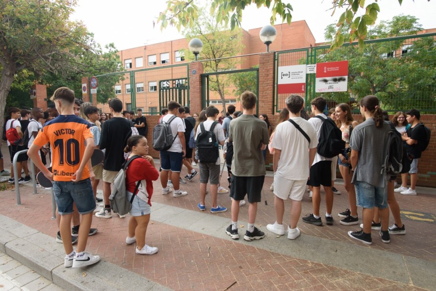 Dos de cada tres asociaciones de familias valencianas denuncian carencias en infraestructuras educativas, según Fampa