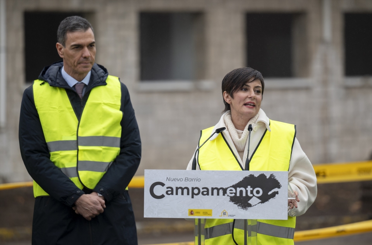 Sánchez con la ministra de Vivienda, Isabel Rodriguez. - Foto: Alberto Ortega/EP Sánchez con la ministra de Vivienda, Isabel Rodriguez.