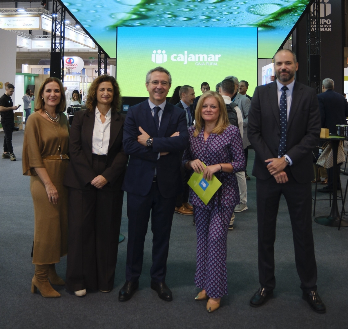 Ángeles Arias, directora de Zona Málaga Oriental; María Dolores Pagán, directora territorial Murcia; Eduardo Baamonde, presidente; Cinta Pérez, directora de Banca de Empresas, y Sergio Pérez, director general