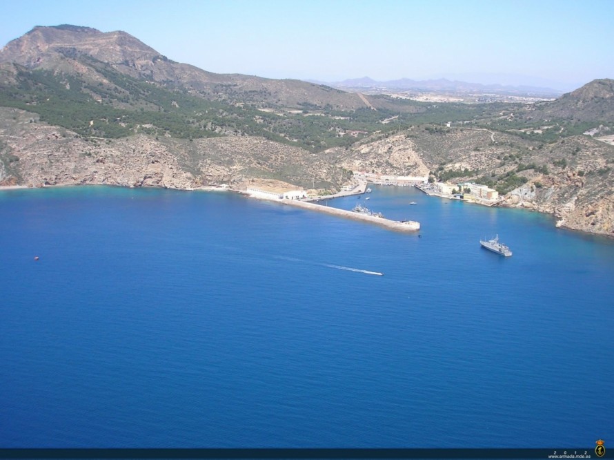 La Armada impulsa la nueva Algameca: 14 millones para proyectar 1.000 metros más de muelles