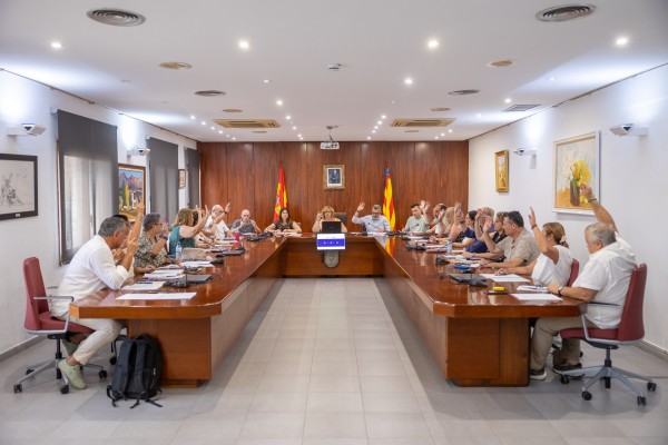 El pleno de l'Alfàs aprueba por unanimidad iniciar la resolución del contrato con SICE 