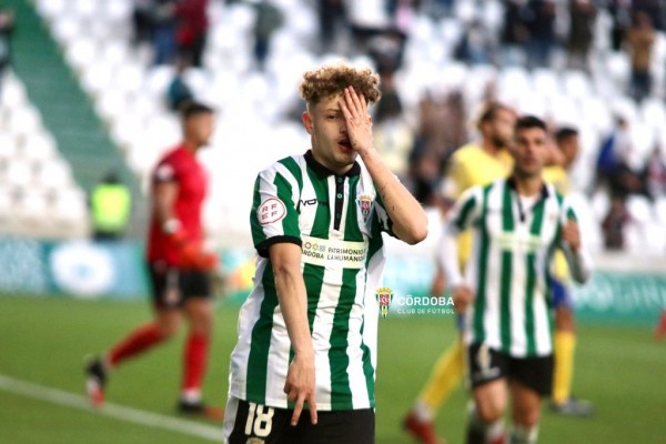 'Simo' ficha por el Eldense por dos cursos