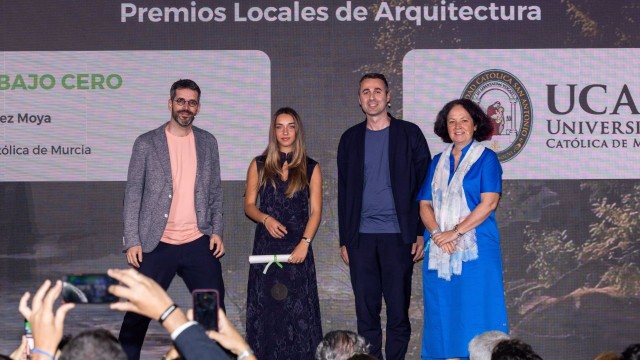Futuros arquitectos de la Universidad Católica de Murcia, reconocidos por los Premios Pladur
