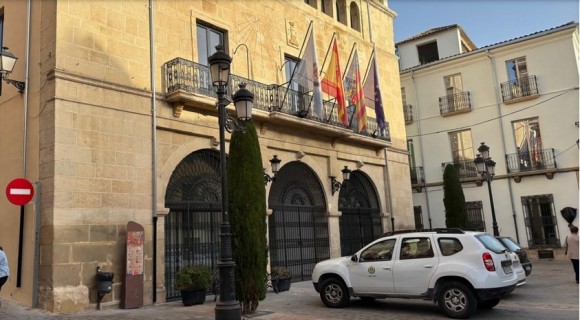 Elecnor y Sice pujan por un contrato de 218.000€ para mantener el alumbrado de Castalla dos años